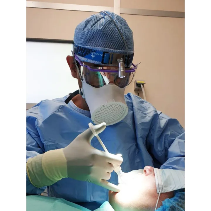 Dentiste masque OCOV P1