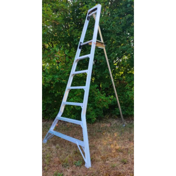 Echelle plateforme fruitière tripode arboriculture FEE 7 niveaux