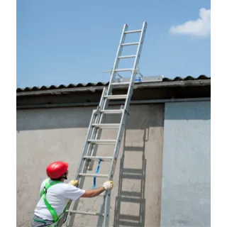 Stabilisateur d'échelle intervention SECURIPLAC et fibro ciment DIMOS