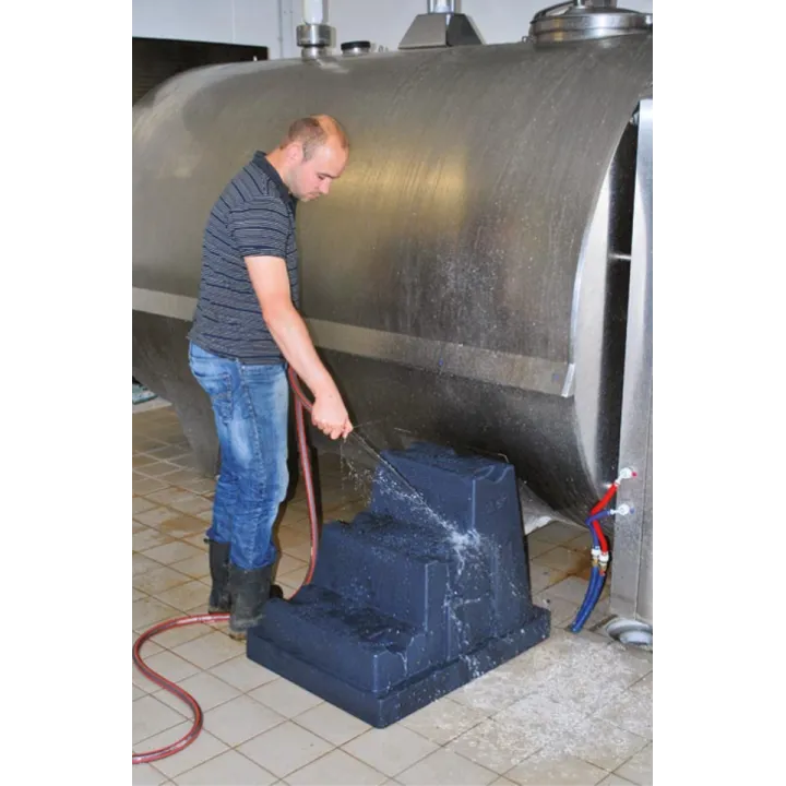 Escalier marche pied mobile 3 marches LA GEE nettoyage