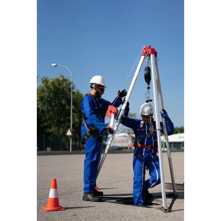 Trépied télescopique support espace confiné + treuil COVERGUARD