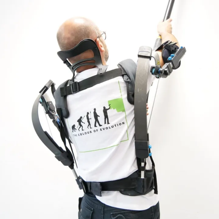 Exosquelette IP12 GOBIO bras en hauteur pour le ponçage