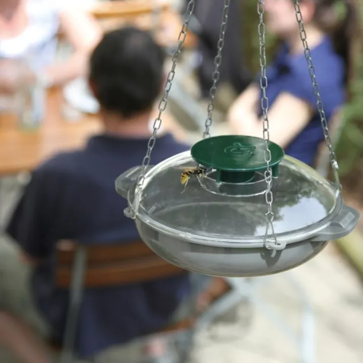 Piège a guepes VESPANO protecteur des abeilles terrasse