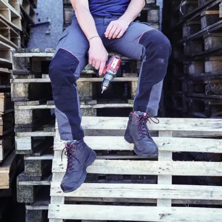 Chaussure sécurité haute homme PUNTA S3 S24 au travail