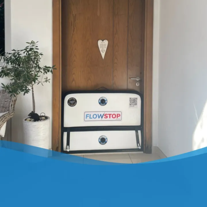 Batardeau gonflable FLOWSTOP pour porte entrée