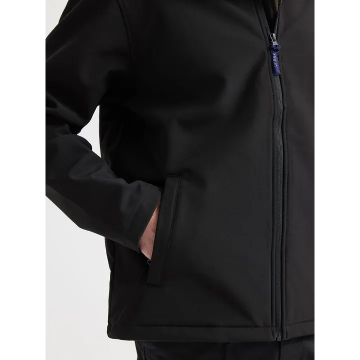 Poche de notre Veste softshell de travail UC612 – résistante et confortable
