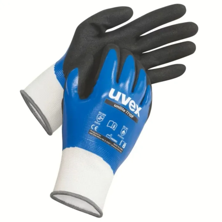 Gants de protection nitrile UVEX UNILITE 7710F en utilisation