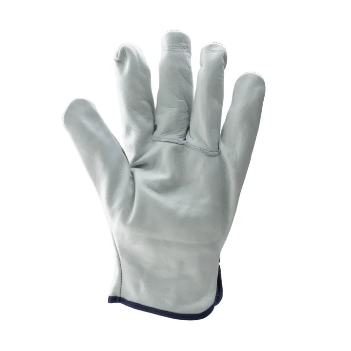 Gants cuir EUROSTRONG 2240 portés en situation chantier pour travaux intensifs et BTP