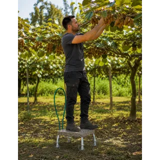 Estrade tout terrain ROMINY spéciale récolte kiwi et vergers
