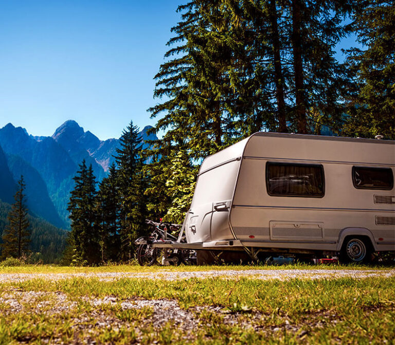 Le traceur antivol, un bon investissement pour un camping-car ? -  Équipements et accessoires